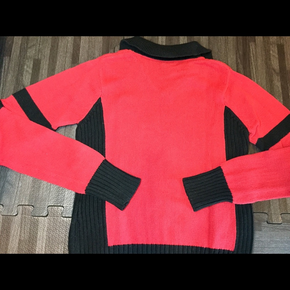Size Small Collard Sweater - image 5